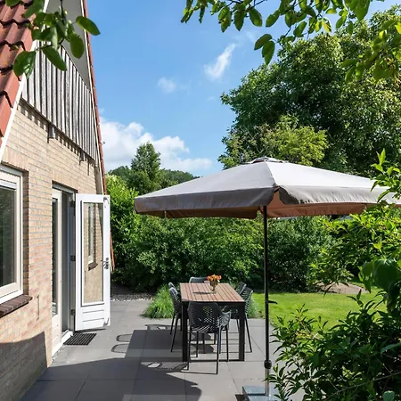 With Garden, Cleaning Included Holiday home